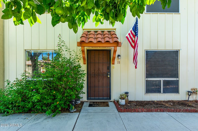 8241 Central Ave #18, Phoenix, AZ 85020