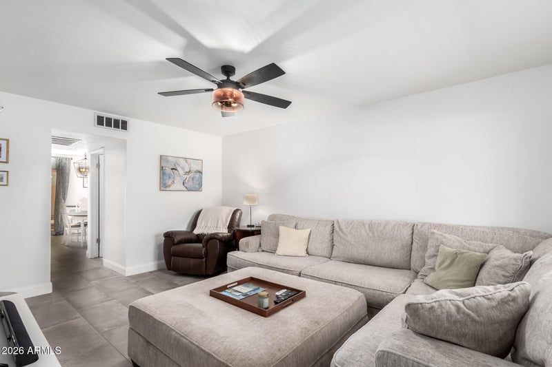8241 Central Ave #18, Phoenix, AZ 85020