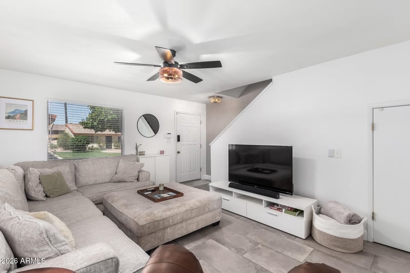 8241 Central Ave #18, Phoenix, AZ 85020