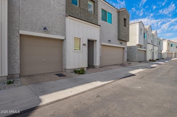 8242 22nd Dr, Phoenix, AZ 85021