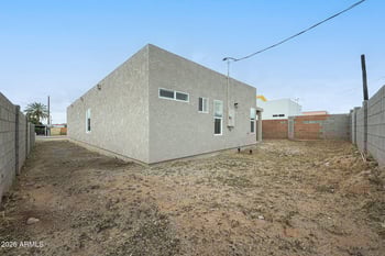 8242 Calle Moctezuma --, Guadalupe, AZ 85283