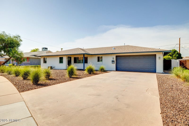 8242 Mulberry Ln, Scottsdale, AZ 85251