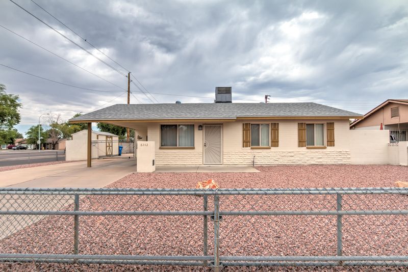 8242 W Indianola Ave, Phoenix, AZ 85033