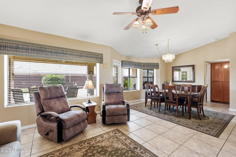 8243 E Nopal Ave, Mesa, AZ 85209