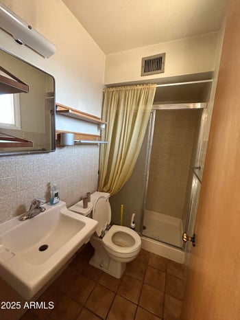 8243 Piccadilly Rd, Phoenix, AZ 85033