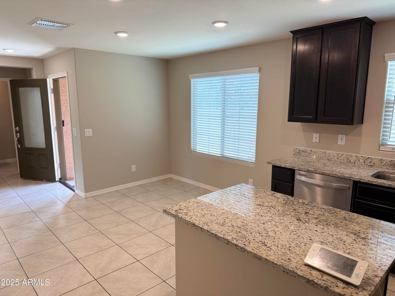 8244 Albeniz Pl, Phoenix, AZ 85043