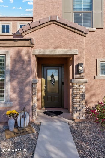 8244 Albeniz Pl, Phoenix, AZ 85043