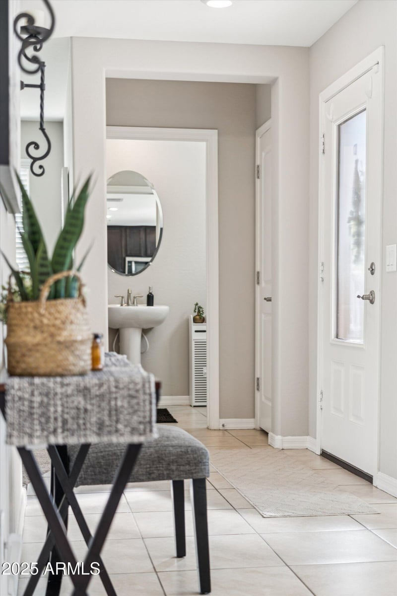 8244 Albeniz Pl, Phoenix, AZ 85043