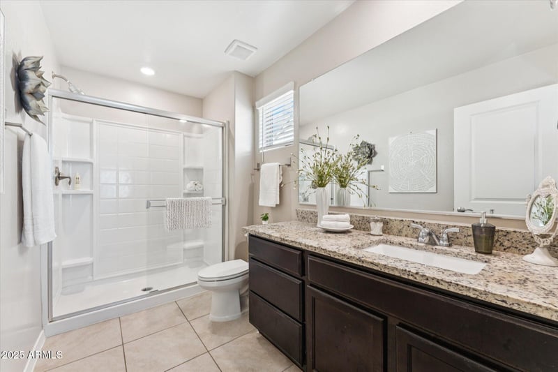 8244 Albeniz Pl, Phoenix, AZ 85043