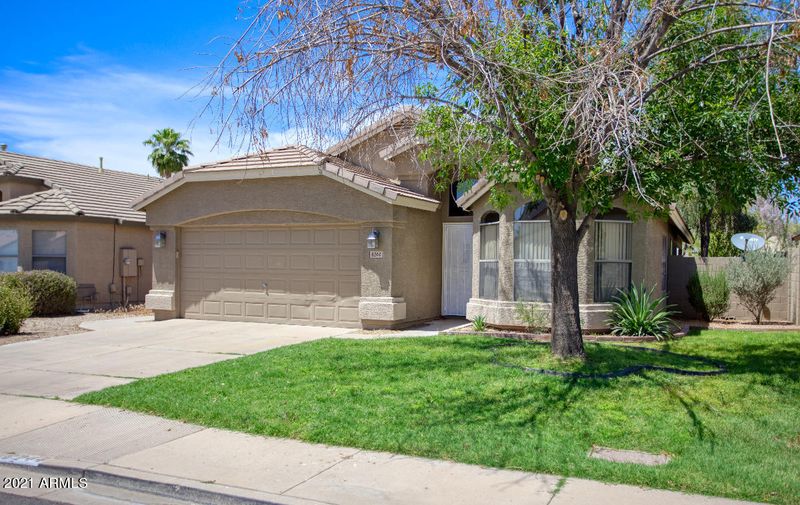 8244 E Obispo Ave, Mesa, AZ 85212