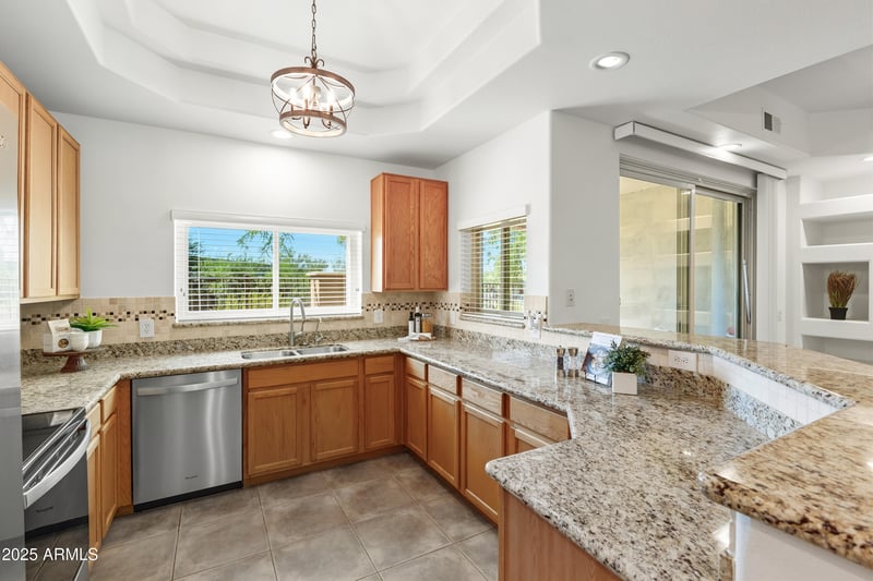8245 Bell Rd #127, Scottsdale, AZ 85260