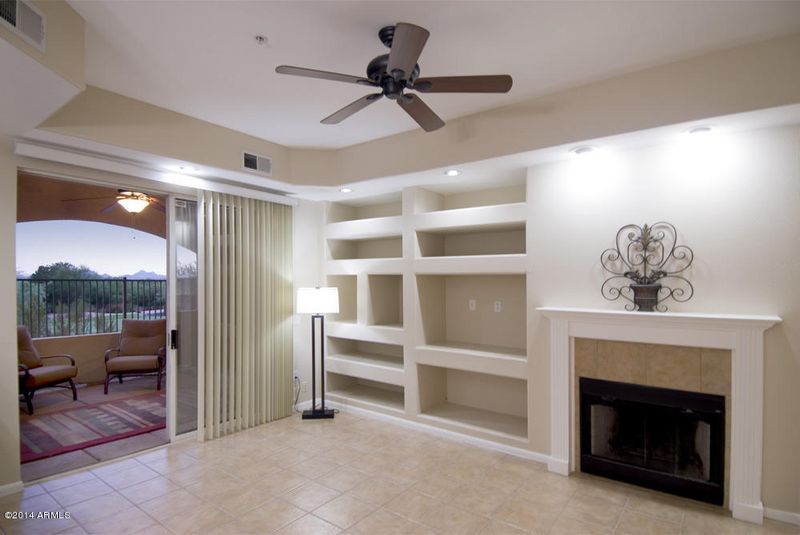 8245 E Bell Rd #111, Scottsdale, AZ 85260