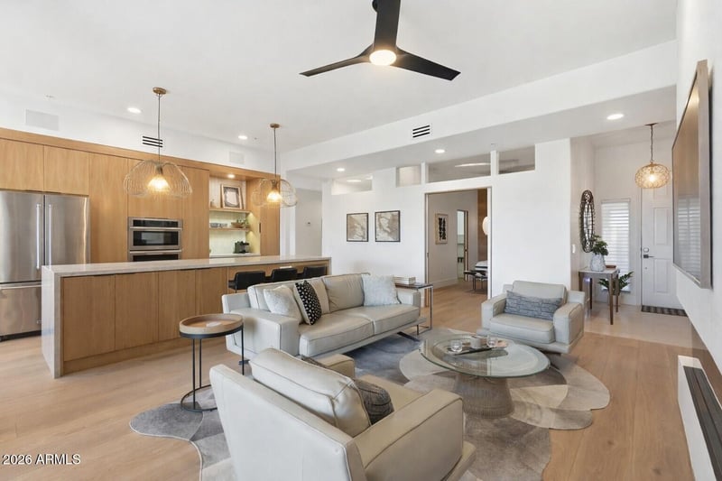 8245 E Bell Rd #116, Scottsdale, AZ 85260