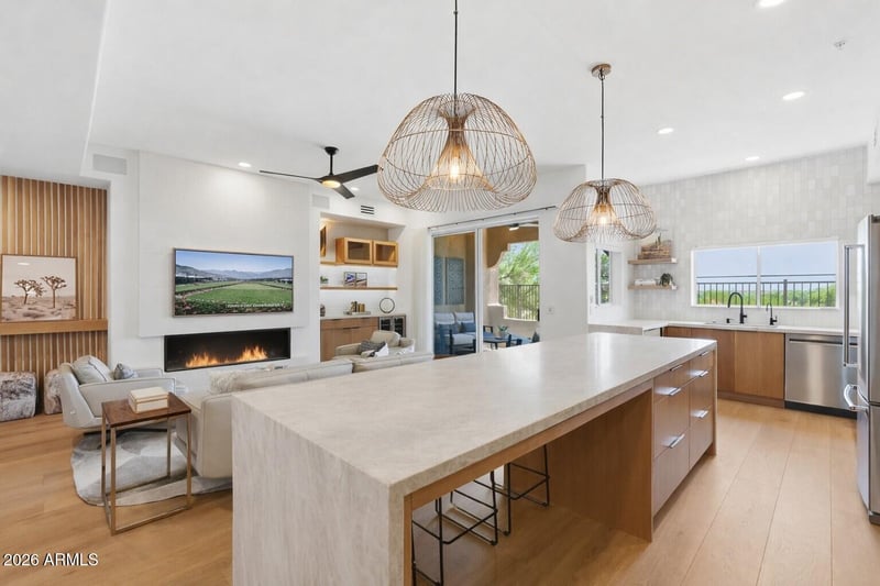 8245 E Bell Rd #116, Scottsdale, AZ 85260