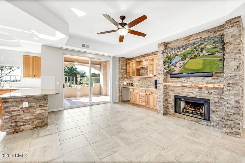8245 E Bell Rd #123, Scottsdale, AZ 85260