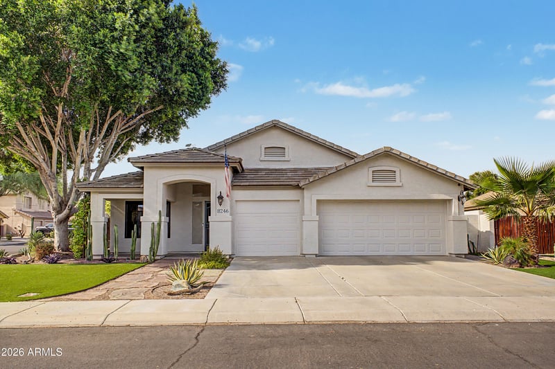 8246 W Rose Garden Ln, Peoria, AZ 85382