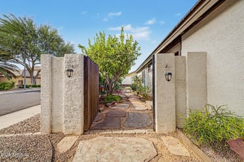 8246 Rose Garden Ln, Peoria, AZ 85382