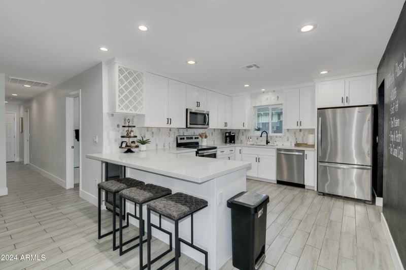 8247 Devonshire Ave, Scottsdale, AZ 85251