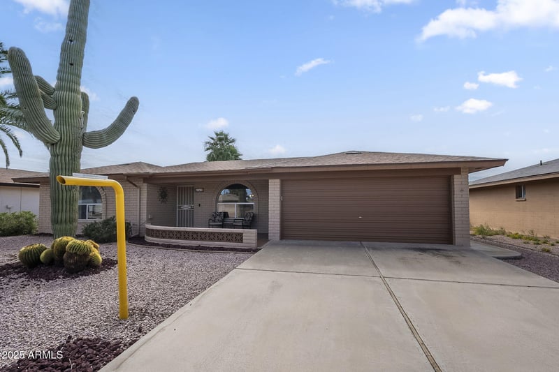 8247 Kilarea Ave, Mesa, AZ 85209