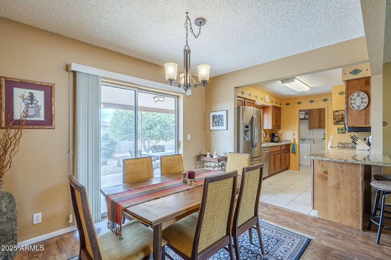 8247 Kilarea Ave, Mesa, AZ 85209