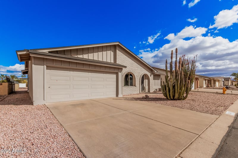 8248 Emelita Ave, Mesa, AZ 85208