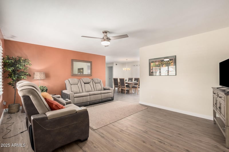 8248 Emelita Ave, Mesa, AZ 85208