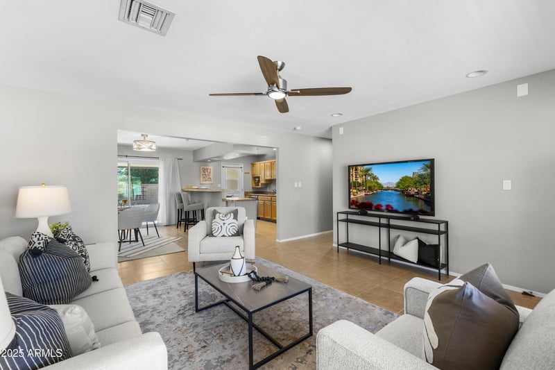 8249 Monte Vista Rd, Scottsdale, AZ 85257
