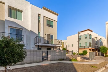 825 9th Ave #10, Phoenix, AZ 85007