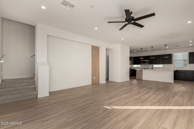 825 9th Ave #10, Phoenix, AZ 85007