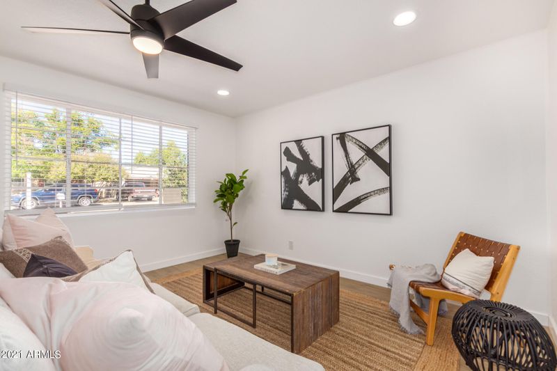 825 E Diana Ave, Phoenix, AZ 85020
