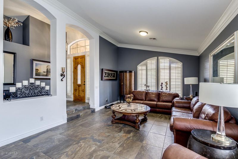 825 E Goldenrod St, Phoenix, AZ 85048