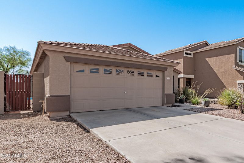 825 E Impreria St, San Tan Valley, AZ 85140