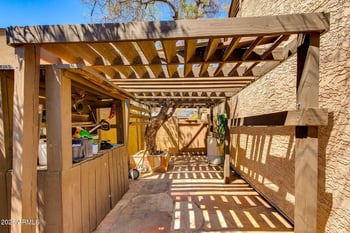 825 Piute Ave, Phoenix, AZ 85024