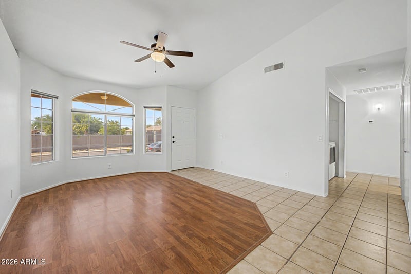 825 N 94th Pl, Mesa, AZ 85207