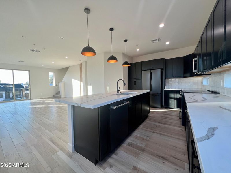 825 N 9th Ave #12, Phoenix, AZ 85007