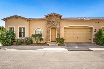 825 Reagan Way, Phoenix, AZ 85021