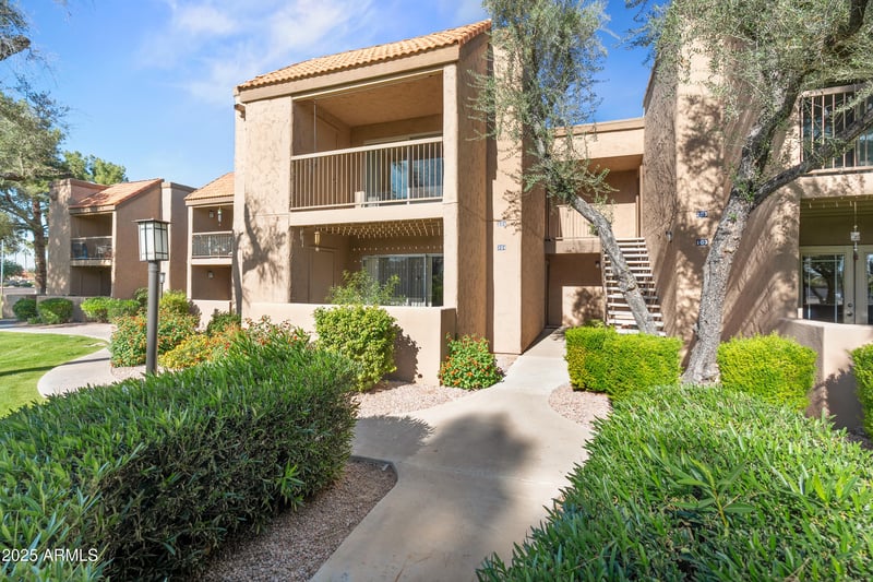8250 Arabian Trl #204, Scottsdale, AZ 85258