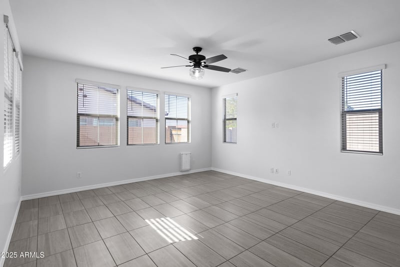 8250 Inverness Ave, Mesa, AZ 85209