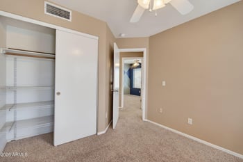 8250 Eugie Ave, Peoria, AZ 85381