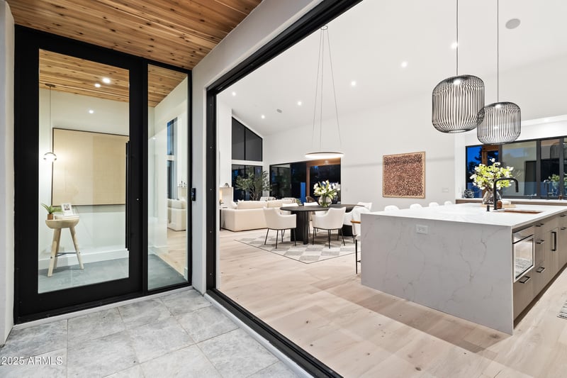 8255 Morgan Trl, Scottsdale, AZ 85258