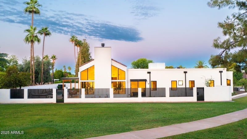 8255 Morgan Trl, Scottsdale, AZ 85258