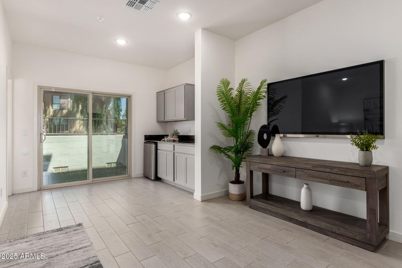 8255 N 22nd Dr, Phoenix, AZ 85021