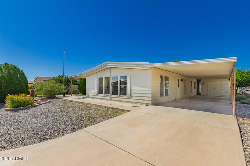 826 82nd Pl, Mesa, AZ 85208