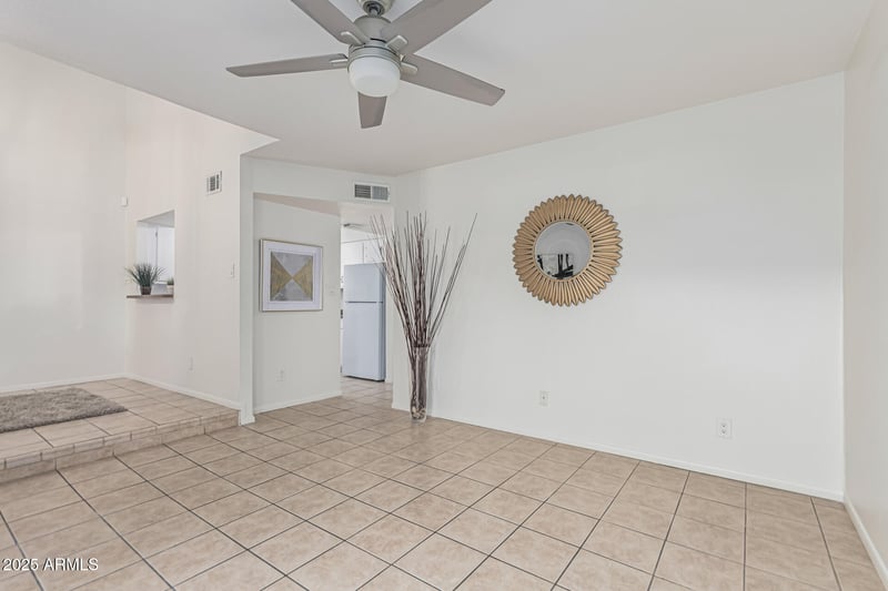 826 Casitas Dr #A, Tempe, AZ 85281