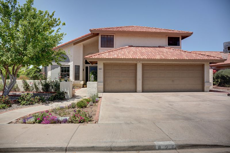826 N Alvaro Cir, Mesa, AZ 85205