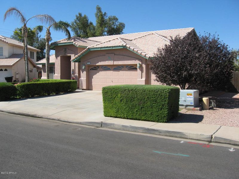 826 N Swallow Ln, Gilbert, AZ 85234