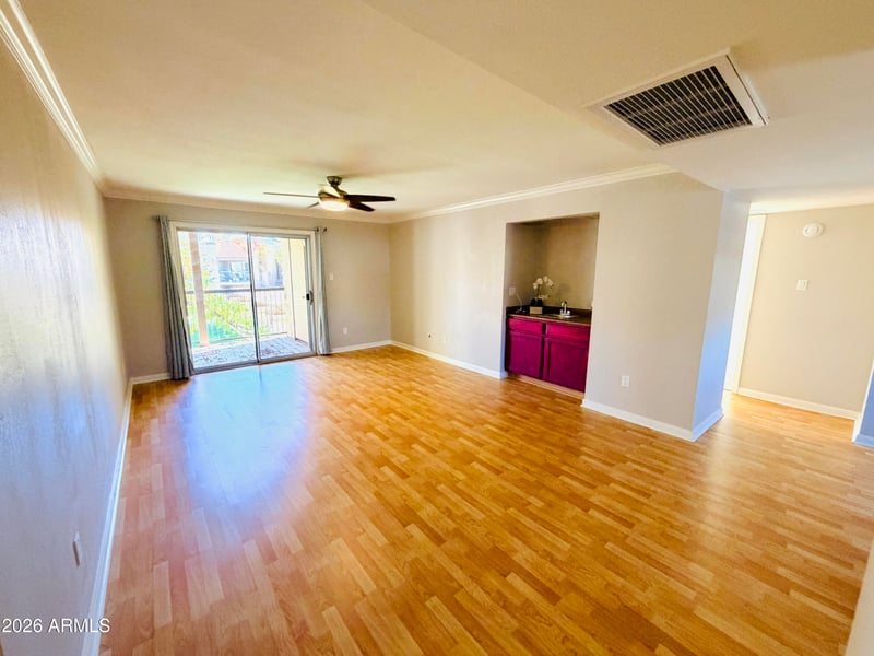 8260 Arabian Trl #261, Scottsdale, AZ 85258