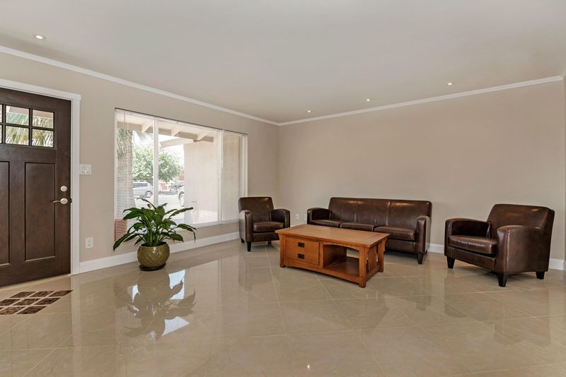 8260 E Hubbell St, Scottsdale, AZ 85257