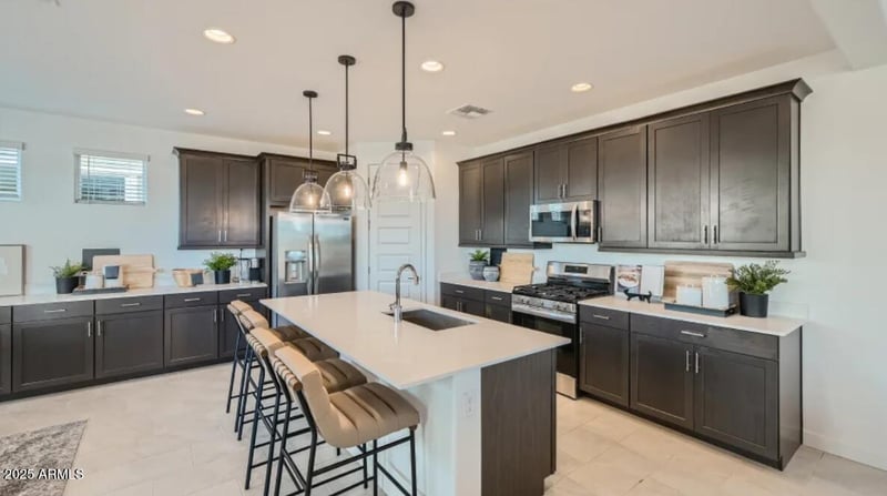 8261 Peterson Ave, Mesa, AZ 85212