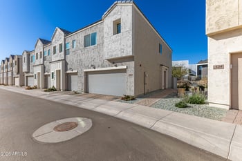 8262 22nd Dr, Phoenix, AZ 85021